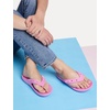 Crocs Unisex’s Classic Flip Flops(Taffy Pink)