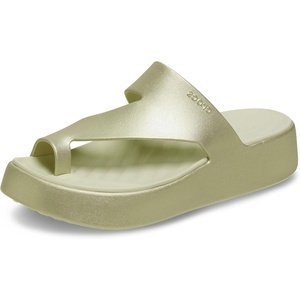 Crocs Women’s Getaway Toe Loop Platform Sandals(Champagne Metallic)