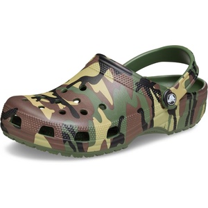 Crocs Unisex-Adult Classic Clog – Seasonal Graphic | Casual Shoes(Army Green Camo)