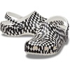 Crocs Unisex-Adult Classic Clog – Seasonal Graphic(Checkered)